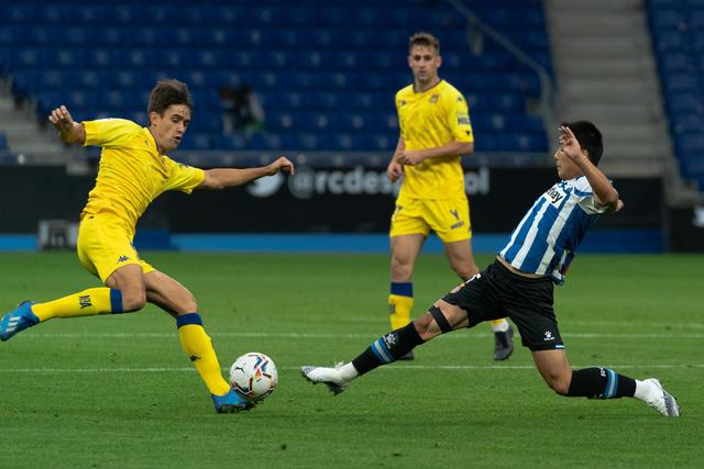 埃兰加：雅伊斯勒的表现令人印象深刻；进球是我努力的结果